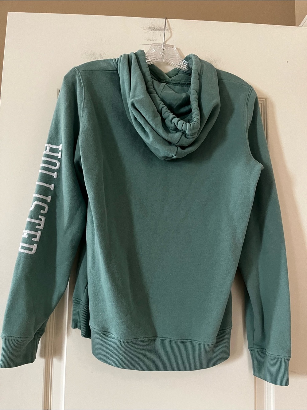Hollister Green Lightweight Pullover Hoodie Women’s size Medium - Picture 2 of 8